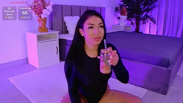 evanew  online show from February 11, 2026, 6:13 pm