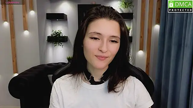 niki cutes online show from January 31, 2025, 1:11 am