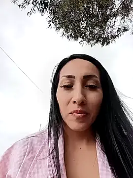 Isabellitasexi38 online show from February 11, 2025, 7:05 pm