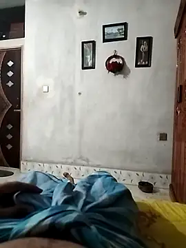 jahidhasan134892 online show from December 18, 2025, 12:00 pm