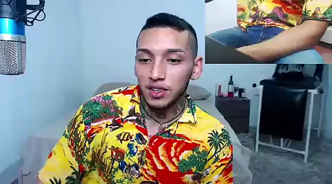 Snapshot of David_Adams2003 chatting on March 15, 2025, 5:04 pm David Adams2003 online show from March 15, 2025, 5:04 pm