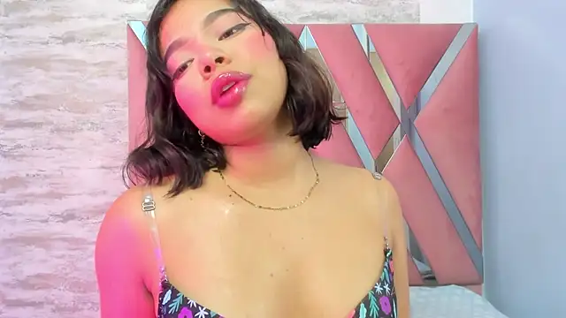 CATTLEYA BIANCHI145 online show from February 24, 2025, 5:11 am