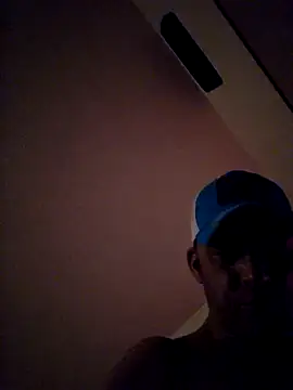 hotemberly jake online show from November 22, 2025, 6:18 pm