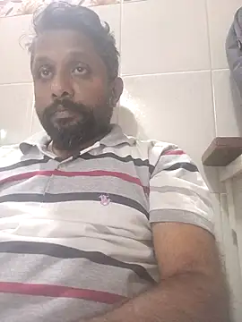 Snapshot of carria_homes chatting on March 18, 2025, 9:42 am carria homes online show from March 18, 2025, 9:42 am