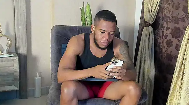 benjamincol online show from February 13, 2025, 12:21 pm