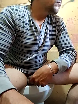 chinoxxx online show from December 3, 2025, 10:52 pm