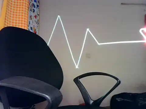 roseofvenom online show from February 21, 2025, 9:11 pm