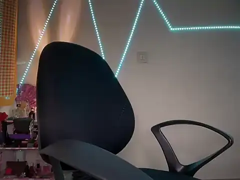 roseofvenom online show from March 8, 2025, 8:57 pm