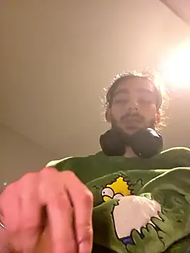 Levi Latino online show from March 4, 2026, 1:44 am