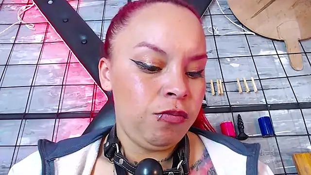 Alana Roth online show from March 12, 2025, 7:02 am