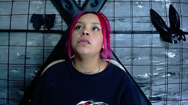 Alana Roth online show from September 27, 2025, 3:33 am