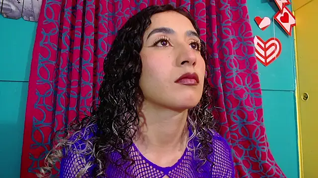 valerie mase online show from November 17, 2025, 6:46 pm