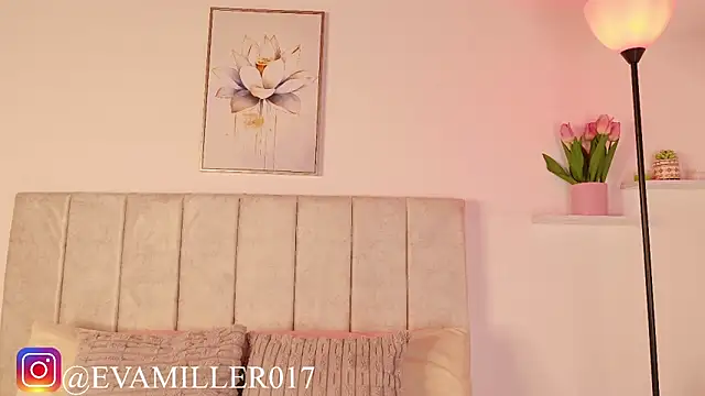 eva miller7 online show from June 1, 2026, 1:02 pm
