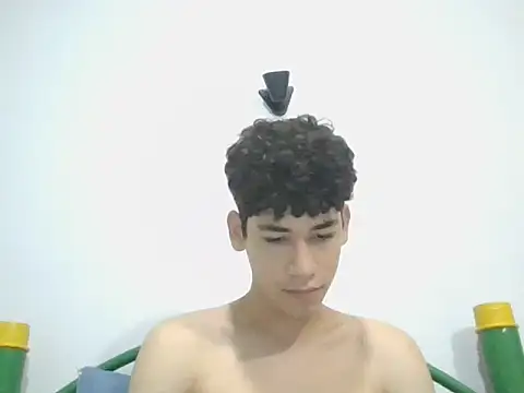 Snapshot of leo_teen chatting on January 16, 2025, 11:37 pm leo teen online show from January 16, 2025, 11:37 pm