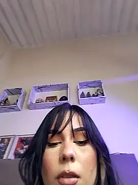 Snapshot of _Doux_Scarleth_ chatting on December 30, 2024, 2:09 am Doux Scarleth online show from December 30, 2024, 2:09 am