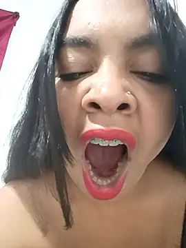 Snapshot of Brendabluee chatting on September 8, 2025, 10:09 pm Brendabluee online show from September 8, 2025, 10:09 pm