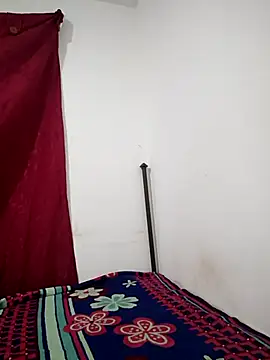 Snapshot of Brendabluee chatting on October 13, 2025, 8:53 pm Brendabluee online show from October 13, 2025, 8:53 pm