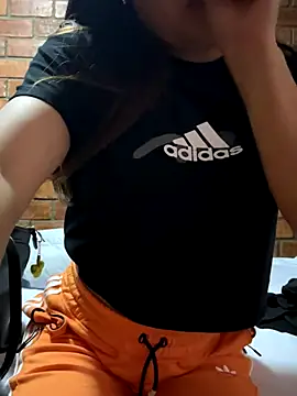 lunagonzales lima 2007 online show from November 22, 2025, 2:32 am