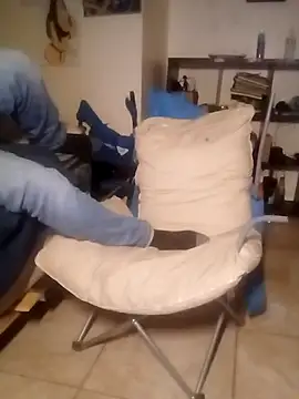 k1oudE online show from November 5, 2025, 3:45 pm