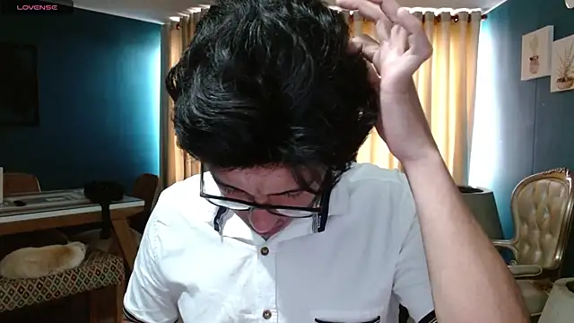 Noah-cock online show from February 9, 2026, 8:24 pm