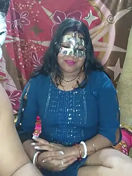 Hot muskaan online show from February 2, 2025, 2:13 pm