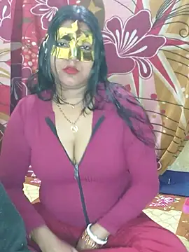 Hot muskaan online show from February 4, 2025, 12:11 pm