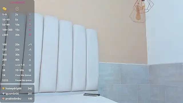 Snapshot of DAVID_VICTORIAA chatting on February 1, 2025, 6:51 pm DAVID VICTORIAA online show from February 1, 2025, 6:51 pm