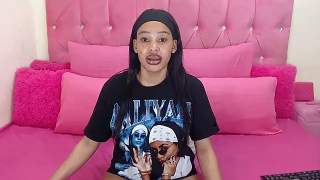 naughtiest baddy online show from October 4, 2025, 7:01 pm