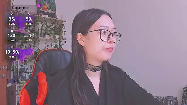 kittenrisha online show from March 23, 2025, 6:58 am