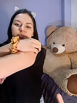 Danni shy online show from February 6, 2025, 7:29 pm