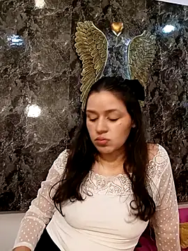 Danni shy online show from February 18, 2025, 4:48 pm