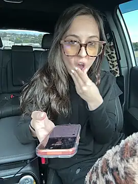 morganbby  online show from April 14, 2026, 12:27 am