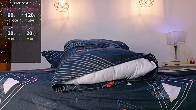 1Tommy9 online show from February 18, 2025, 10:58 pm