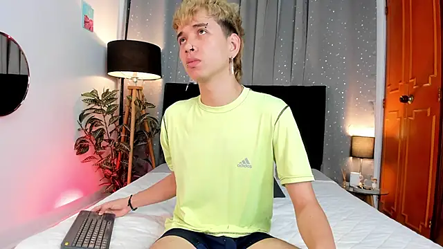 Brian-Ausslos online show from February 7, 2025, 4:37 am