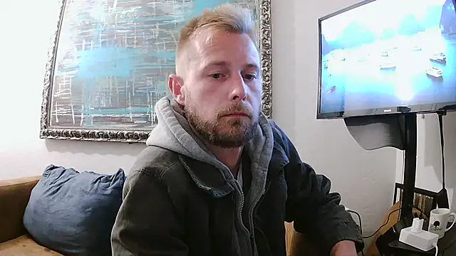 Snapshot of bjay1210 chatting on January 18, 2025, 3:09 am bjay1210 online show from January 18, 2025, 3:09 am