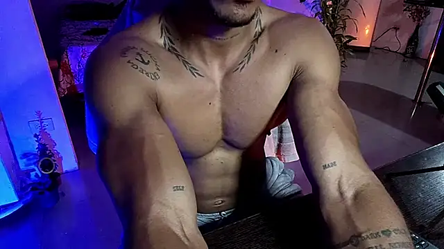 Snapshot of Adam_Valenciia chatting on January 17, 2026, 4:39 am Adam Valenciia online show from January 17, 2026, 4:39 am