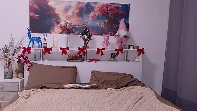 Nellie Medina online show from December 18, 2025, 2:23 pm