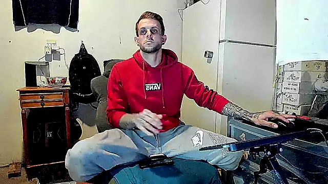 JamesMichael88 online show from March 21, 2025, 2:51 pm