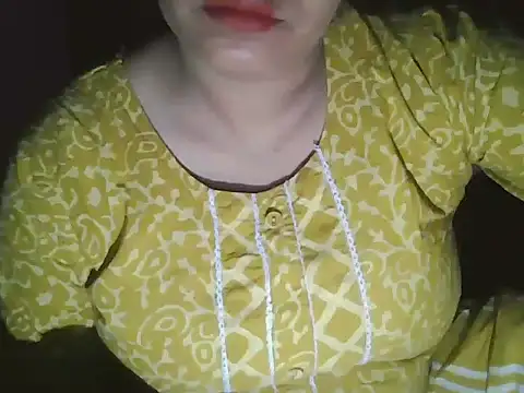 Hot-shanvi online show from June 1, 2026, 11:39 pm
