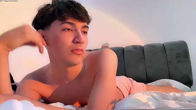 Calacran online show from April 7, 2026, 4:35 am