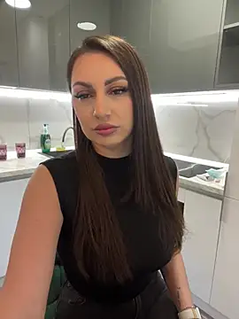 claraxjoyy online show from March 3, 2025, 4:47 am