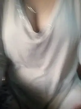 Snapshot of muskan-Sharma chatting on September 11, 2025, 4:23 am muskan-Sharma online show from September 11, 2025, 4:23 am