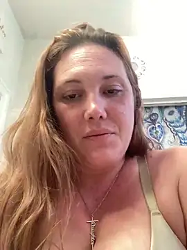 Snapshot of bjayburn chatting on January 1, 2025, 9:20 pm bjayburn online show from January 1, 2025, 9:20 pm