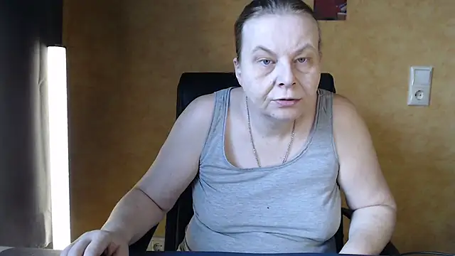 Sweet Phoenix online show from October 3, 2025, 6:10 am