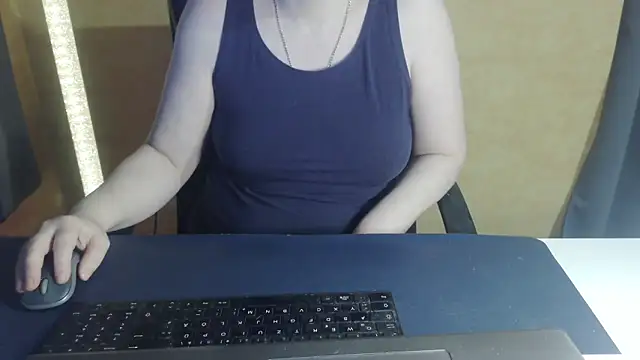 Sweet Phoenix online show from February 13, 2026, 6:31 am