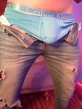 Joylopez fit online show from April 19, 2026, 6:10 pm