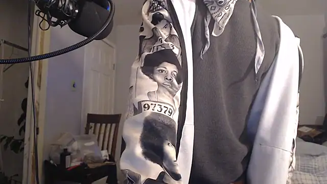 dominatingblacklove online show from February 16, 2025, 7:48 am