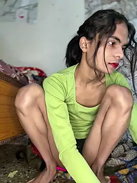 Enna Zarza  online show from December 19, 2025, 5:36 am