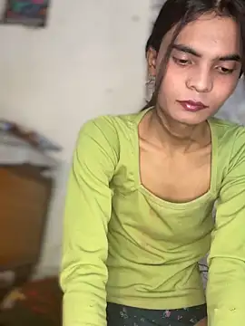 Enna Zarza  online show from April 11, 2026, 6:18 am