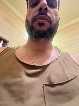 Snapshot of skyisthelimit12 chatting on October 15, 2025, 5:40 am skyisthelimit12 online show from October 15, 2025, 5:40 am